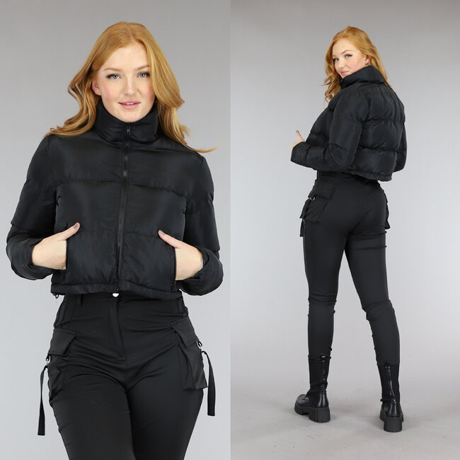 Schwarze gesteppte Kurzjacke