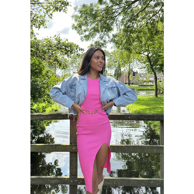 Gekürzte Jeansjacke mit Druckknopfverschluss