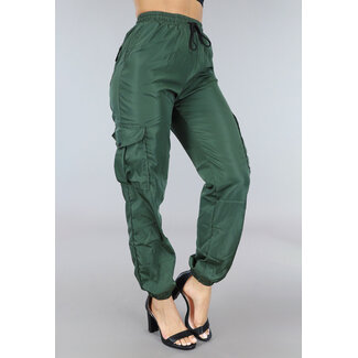 Grüne Fallschirm-Cargo-Hose
