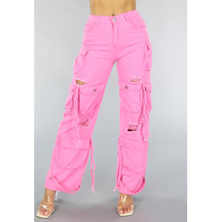 Rosa Cargo-Jeans mit Löchern
