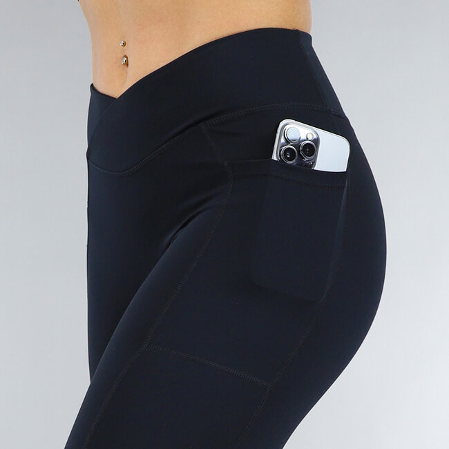 Schwarze Sport-Tights mit Scrunch und Taschen