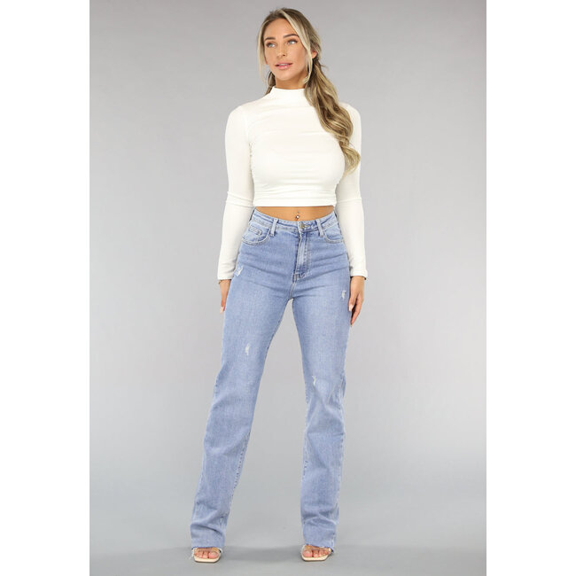 Hellblaue Stretch-Jeans mit hoher Taille und geraden Beinen