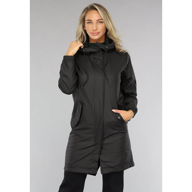 Wasserdichter schwarzer langer Softshell-Regenmantel