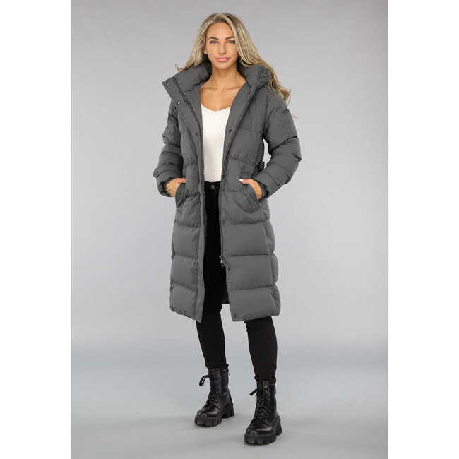 Wasserdichte anthrazitfarbene Winterjacke mit Taillenbund