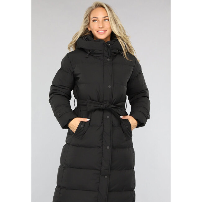 Schwarze lange Daunenjacke mit Taillenband