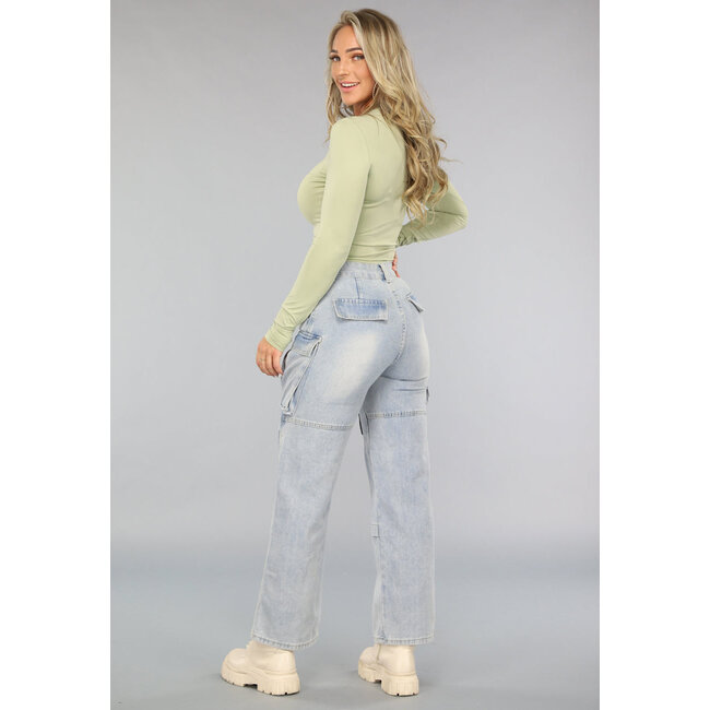 Hellgrünes langärmeliges Crop Top mit Daumenlöchern