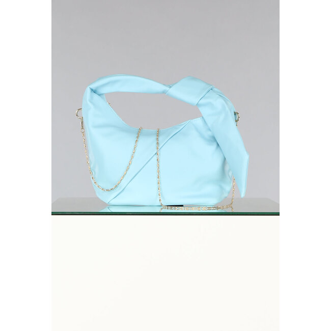 Hellblaue Handtasche in Lederoptik mit Plissee-Detail