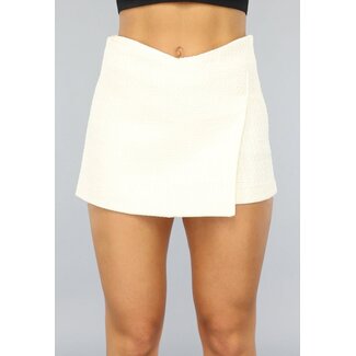 OP=OP.14.AV Cremefarbener Tweed-Skort