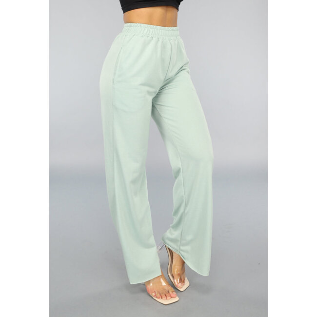 Mintfarbene weite Jogger mit elastischer Taille