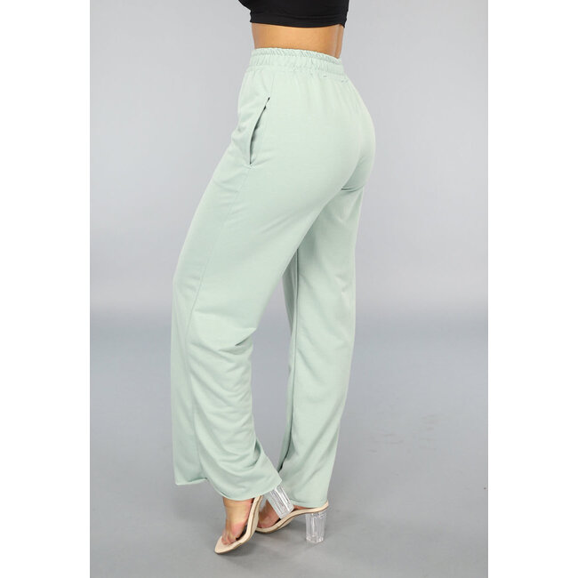 Mintfarbene weite Jogger mit elastischer Taille