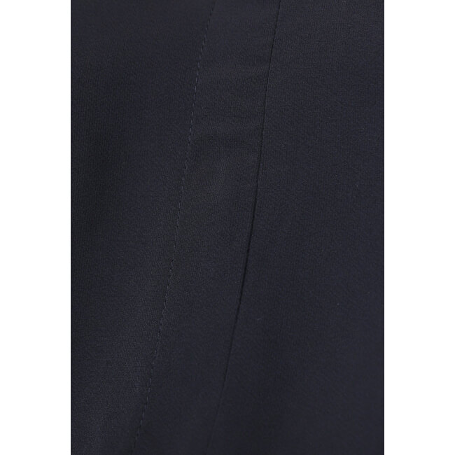 Schwarze Bluse mit Dreiviertel-Ärmeln