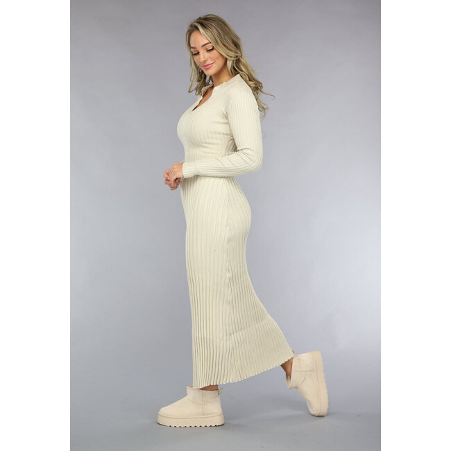 Beigefarbenes langes Rippenkleid mit langen Ärmeln