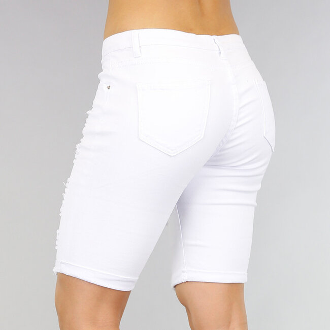 Weiße Denim-Shorts mit Rissen
