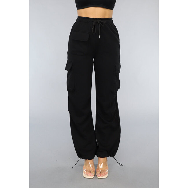 Schwarzer Cargo-Jogger mit Taschen