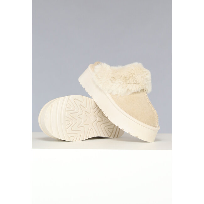 Beige Plateauslipper mit Fellimitat