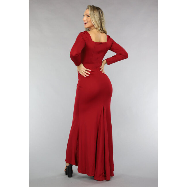 Rotes, tailliertes Kleid mit Korsett-Look