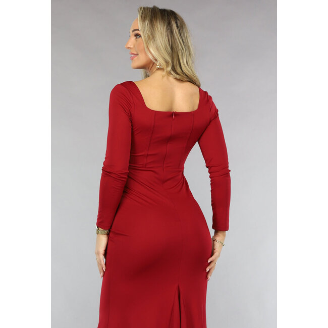 Rotes, tailliertes Kleid mit Korsett-Look