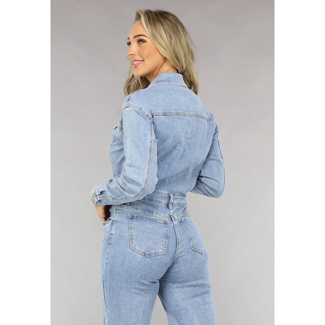 Blauer langärmeliger Denim-Overall mit geradem Bein