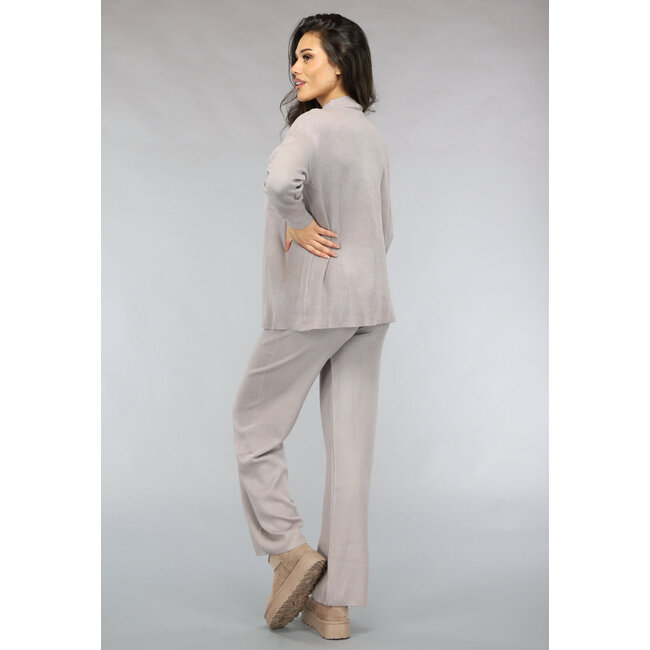 Soft Taupe Lounge Set mit Overslag