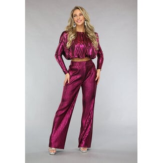 Fuchsia glänzender Zweiteiler mit Plissee-Hose