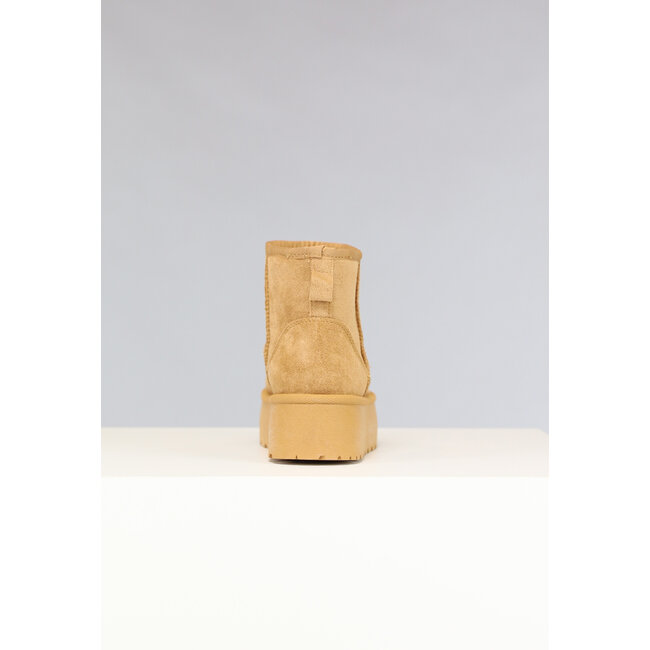 Camel Chunky Snowboots mit hoher Sohle