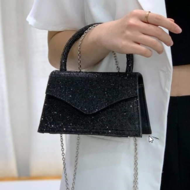 Schwarze strassbesetzte Handtasche/Umhängetasche