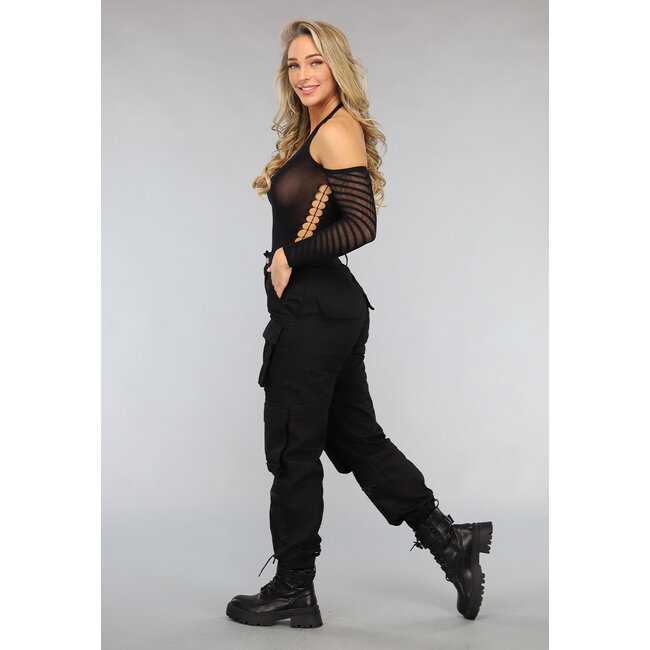 Schwarzer Träger-Jumpsuit mit Ausschnitt