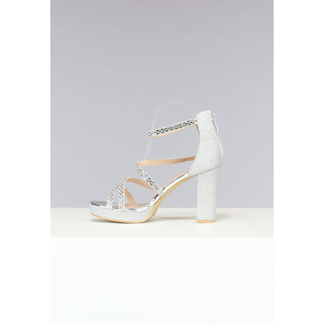 Silberne Glitzer-Sandalen mit Strass-Riemen