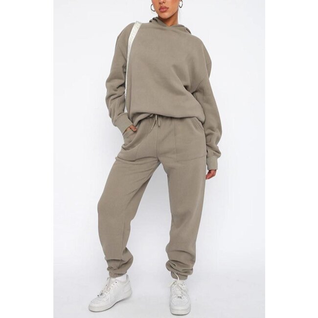 Fleece-Jogginganzug in Taupe