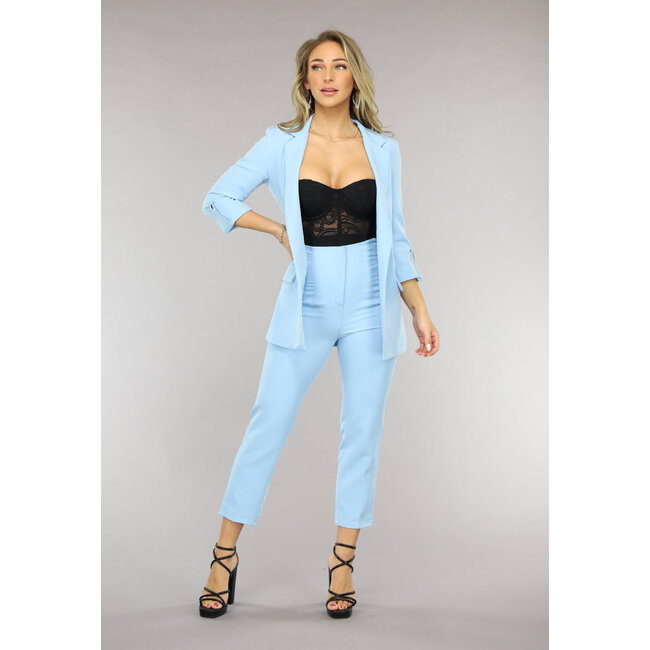 Elegantes hellblaues zweiteiliges Blazer-Set