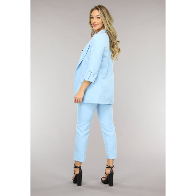 Elegantes hellblaues zweiteiliges Blazer-Set