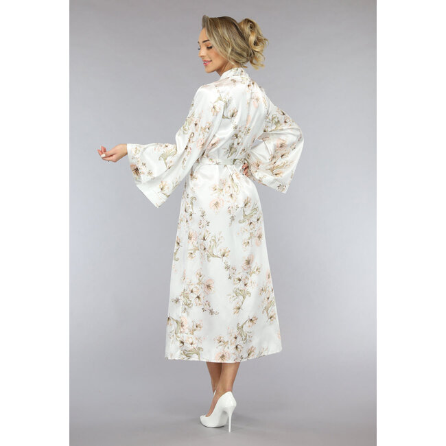 Langer Kimono mit Blumenmuster für die Braut