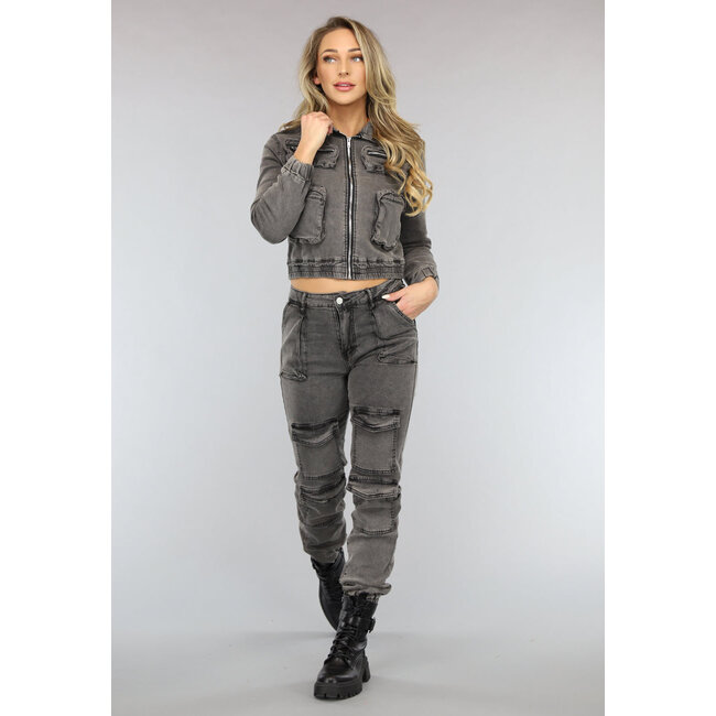 Grauer Cargo-Zweiteiler mit Jacke