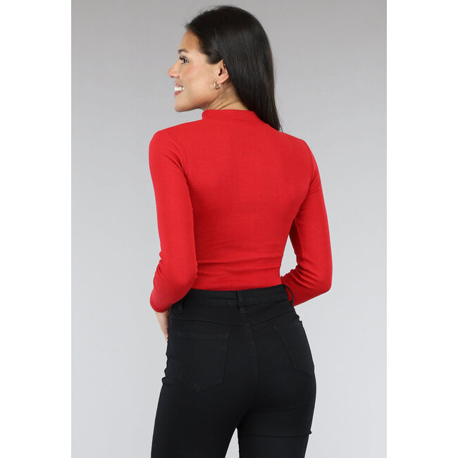 Roter Rippenbodysuit mit Ausschnitt