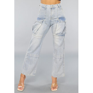 Blaue Utility-Jeans