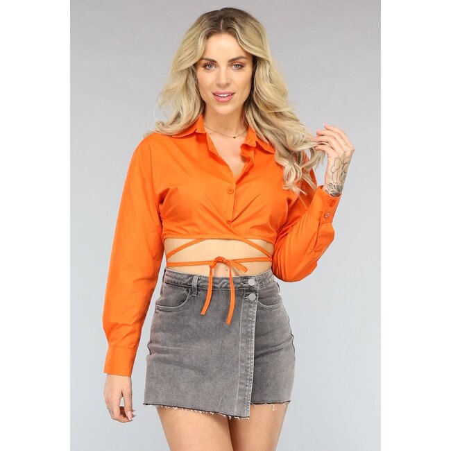 Orangefarbene Bluse mit Riemchendetails