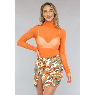 Orangefarbenes Mesh-Top mit plissierten Ärmeln