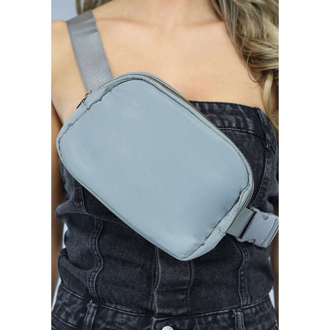 Graue verstellbare Gürteltasche