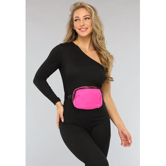 Harte rosa Hüfttasche mit schwarzem Riemen