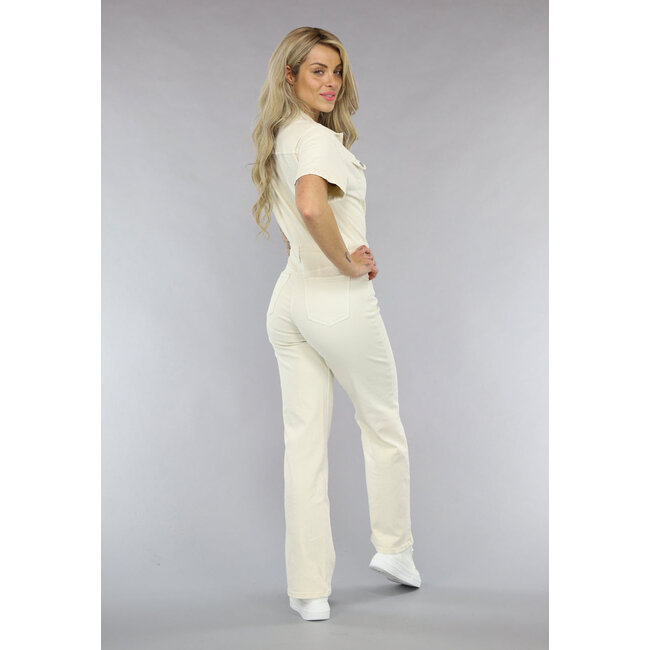 Cremefarbener Denim-Overall mit geradem Bein und kurzen Ärmeln