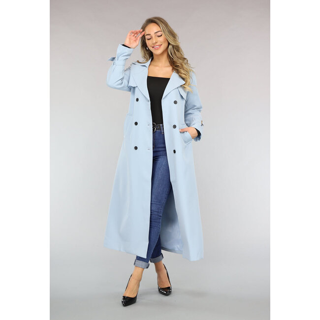 Lange Jacke mit Gürtel in Babyblau