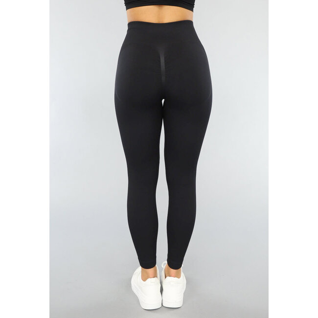 Schwarze Rippensport-Tights mit Scrunch-Effekt