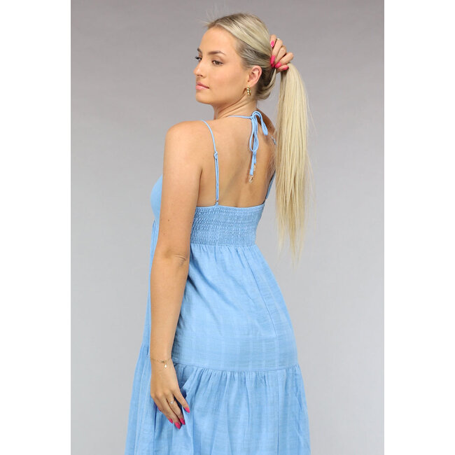 Blaues langes fließendes Kleid mit Schnüren
