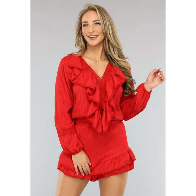 Rotes 2-teiliges Set mit gehäkelter Oberfläche