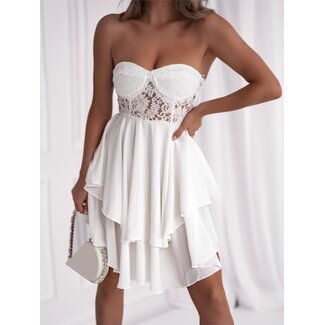NEW0504 Trägerloses Mehrlagiges Kleid Weiß mit Cups