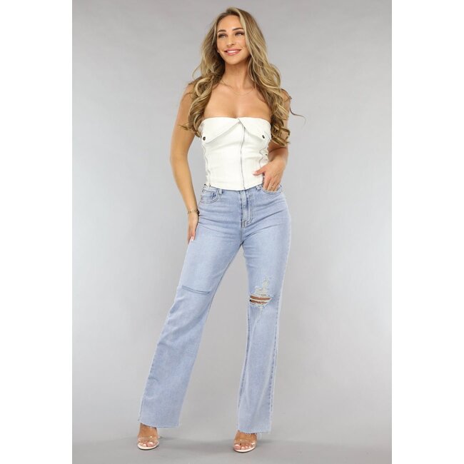 Hellblaue Denim-Jeans mit Knierissen