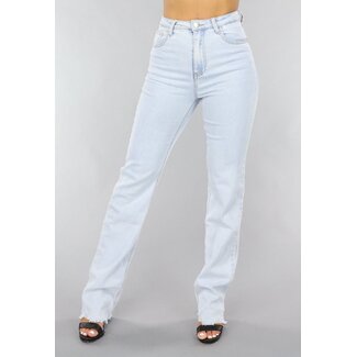 NEW1505 Gerade Jeans mit Stretch in Hellblau