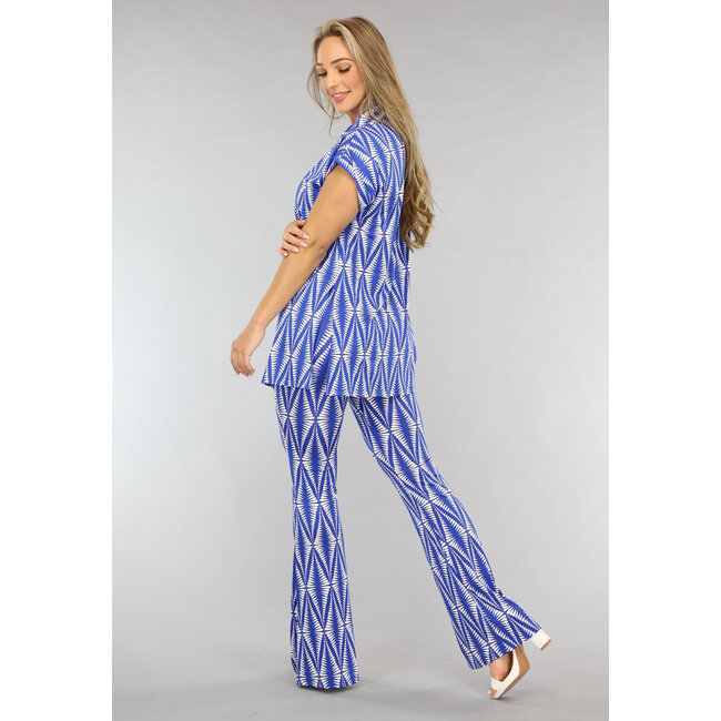 Blaue Bluse mit breitem Druck aus Stretch-Stoff