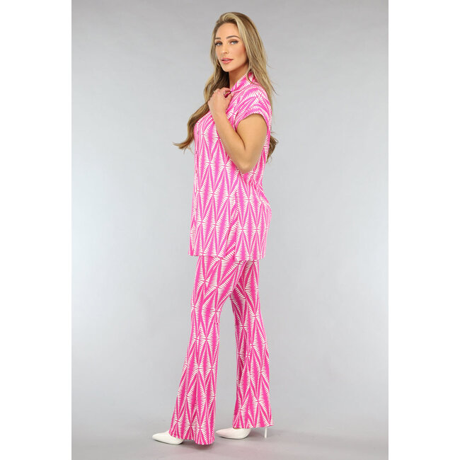 Weite Bluse mit separatem Fuchsia-Druck