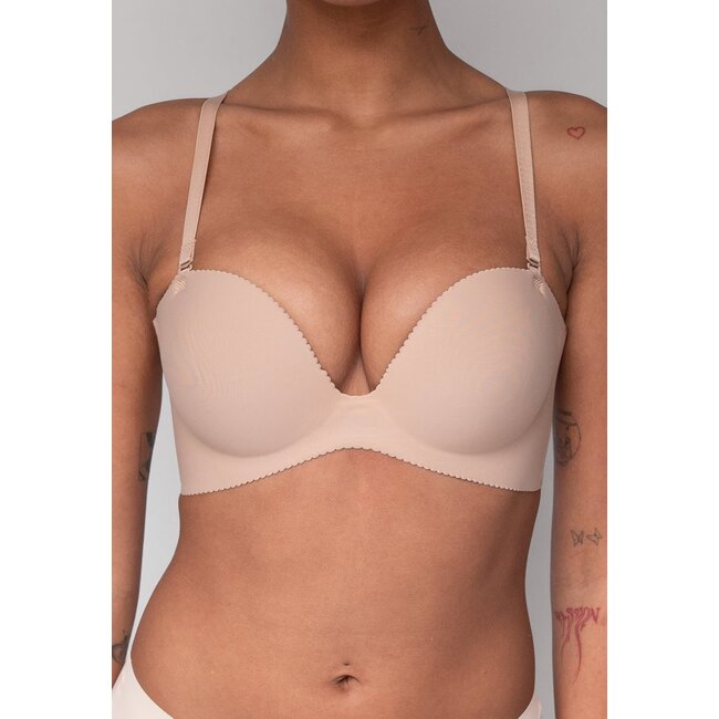 Nahtloser Maximiser-BH in Beige mit abnehmbaren Trägern